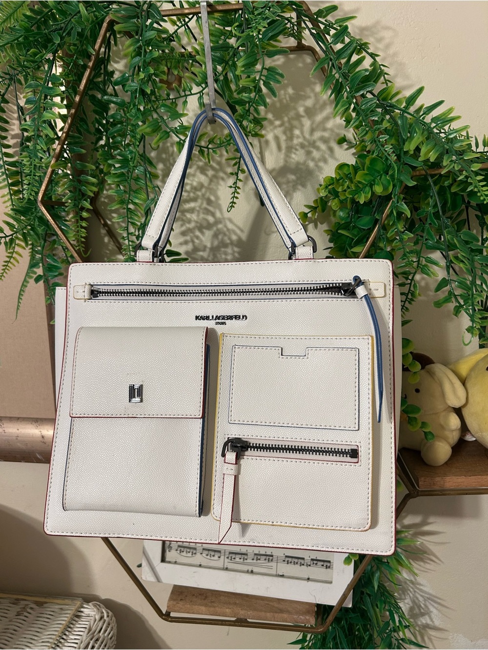 White Karl Lagerfeld bag W / Rainbow trim, Crossbody tote